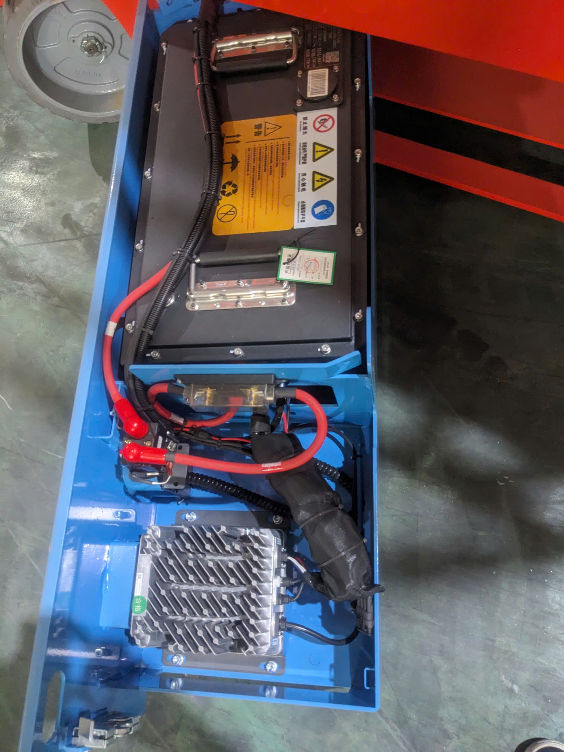 Xe Nâng Người Cắt Kéo Tự Hành 14m JIALIFT JS1212