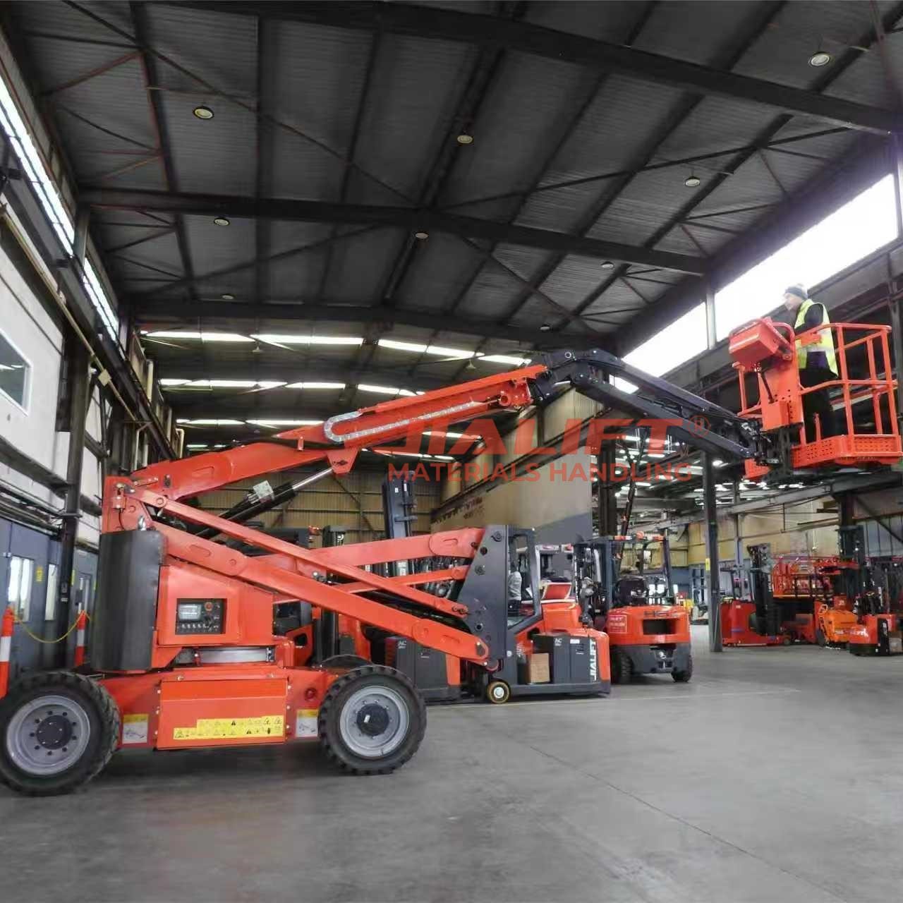Xe Nâng Người BoomLift 16-18m Jialift JA16JE