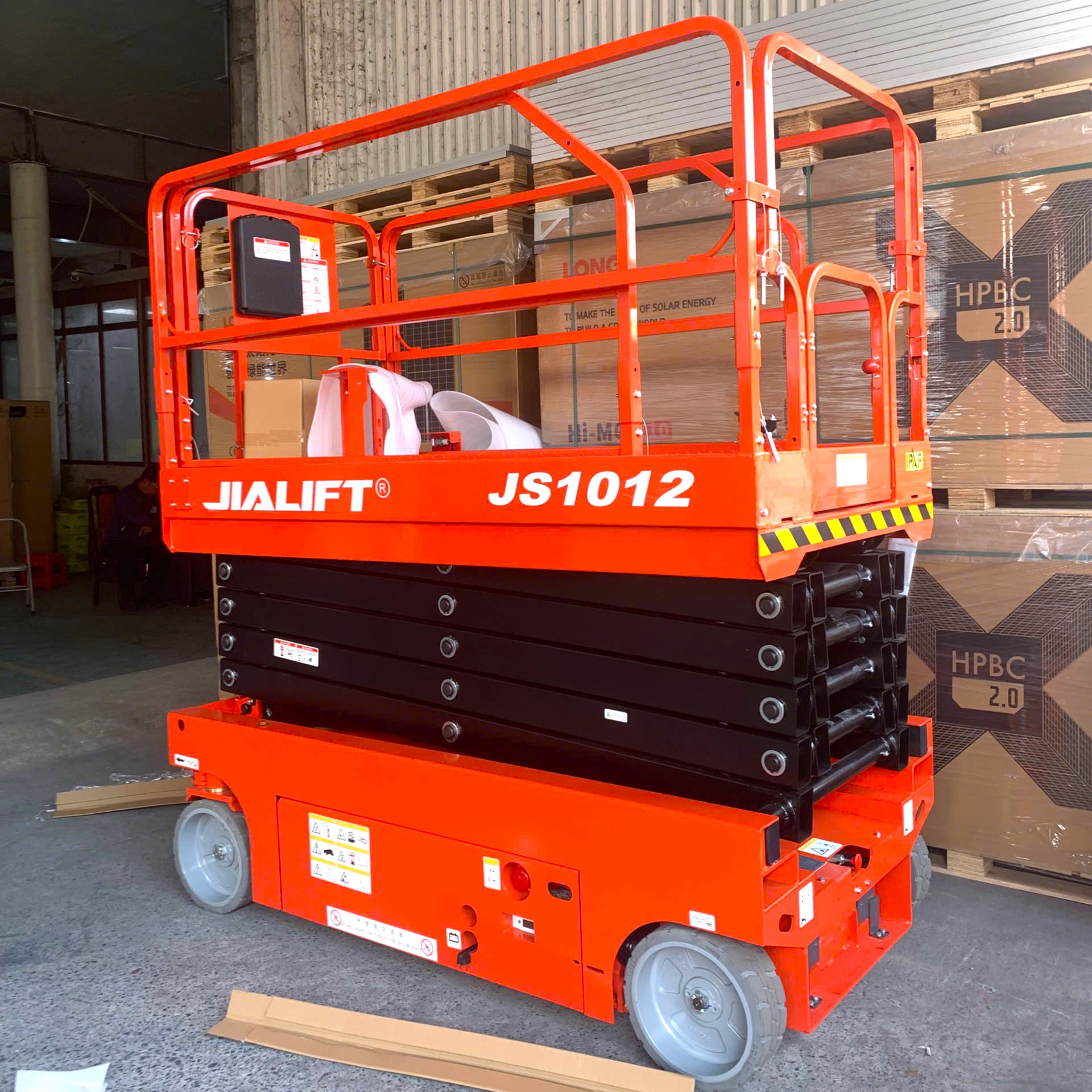 Xe Nâng Người Cắt Kéo Tự Hành JIALIFT 12m JS1012