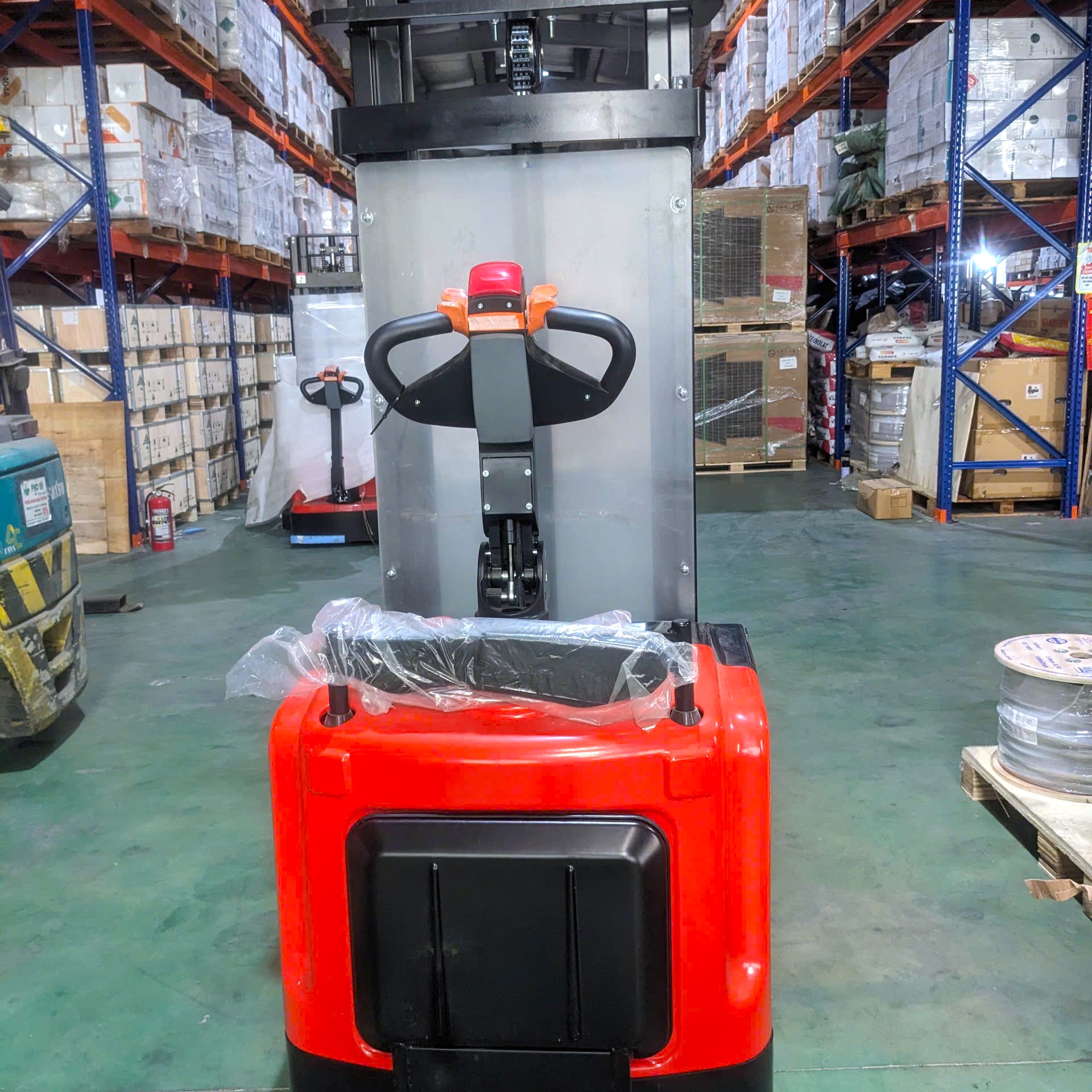 Xe nâng điện đứng lái Jialift 2 tấn CL2030GA