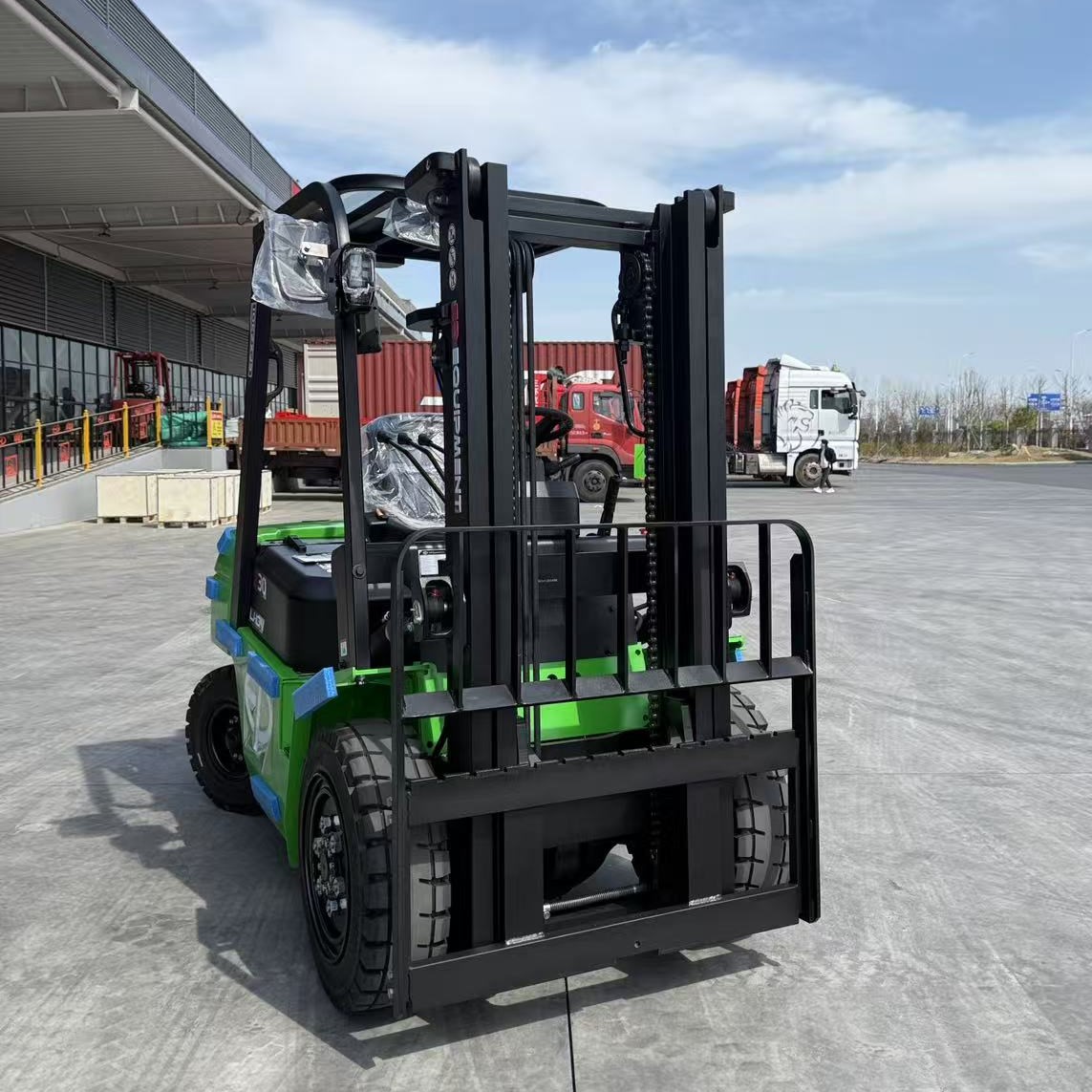 Xe Nâng Điện Ngồi Lái 3 Tấn EFXZ301