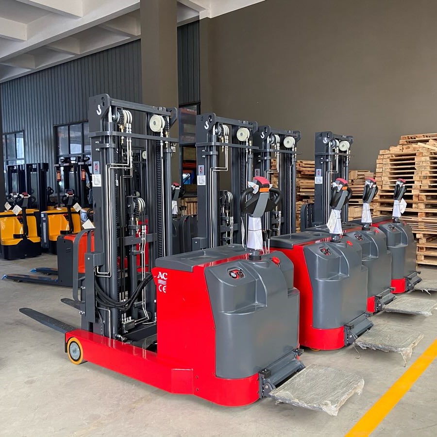 XE NÂNG ĐIỆN ĐỨNG LÁI 1,5 TẤN JIALIFT Q1530D