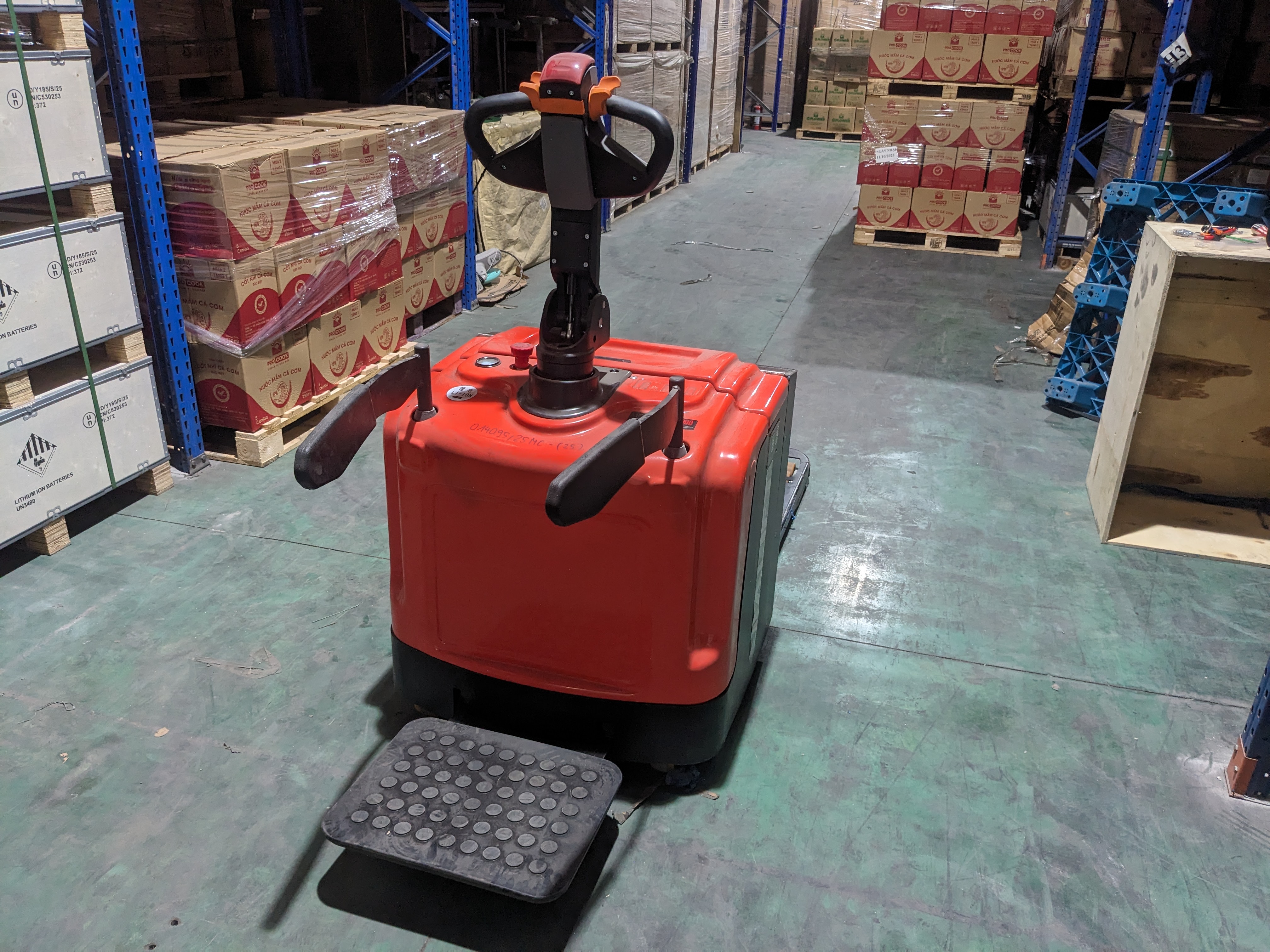 Xe nâng tay điện 2 tấn SL20GA đứng lái