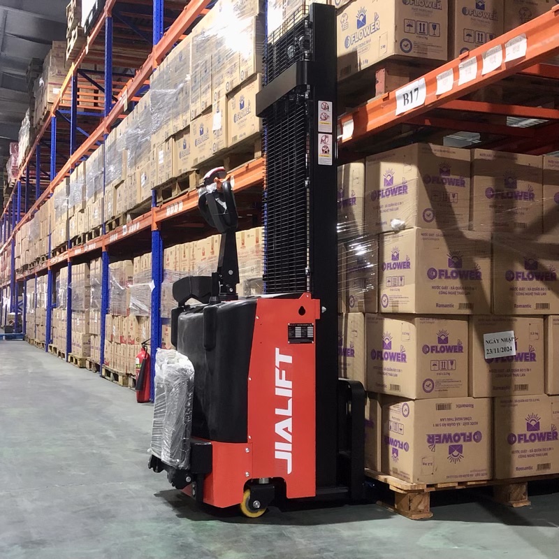 Xe Nâng Điện Đứng Lái 1.5 tấn JiaLift CL1532E