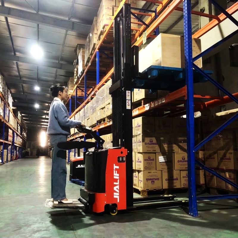 Xe Nâng Điện Đứng Lái 1.5 tấn JiaLift CL1532E