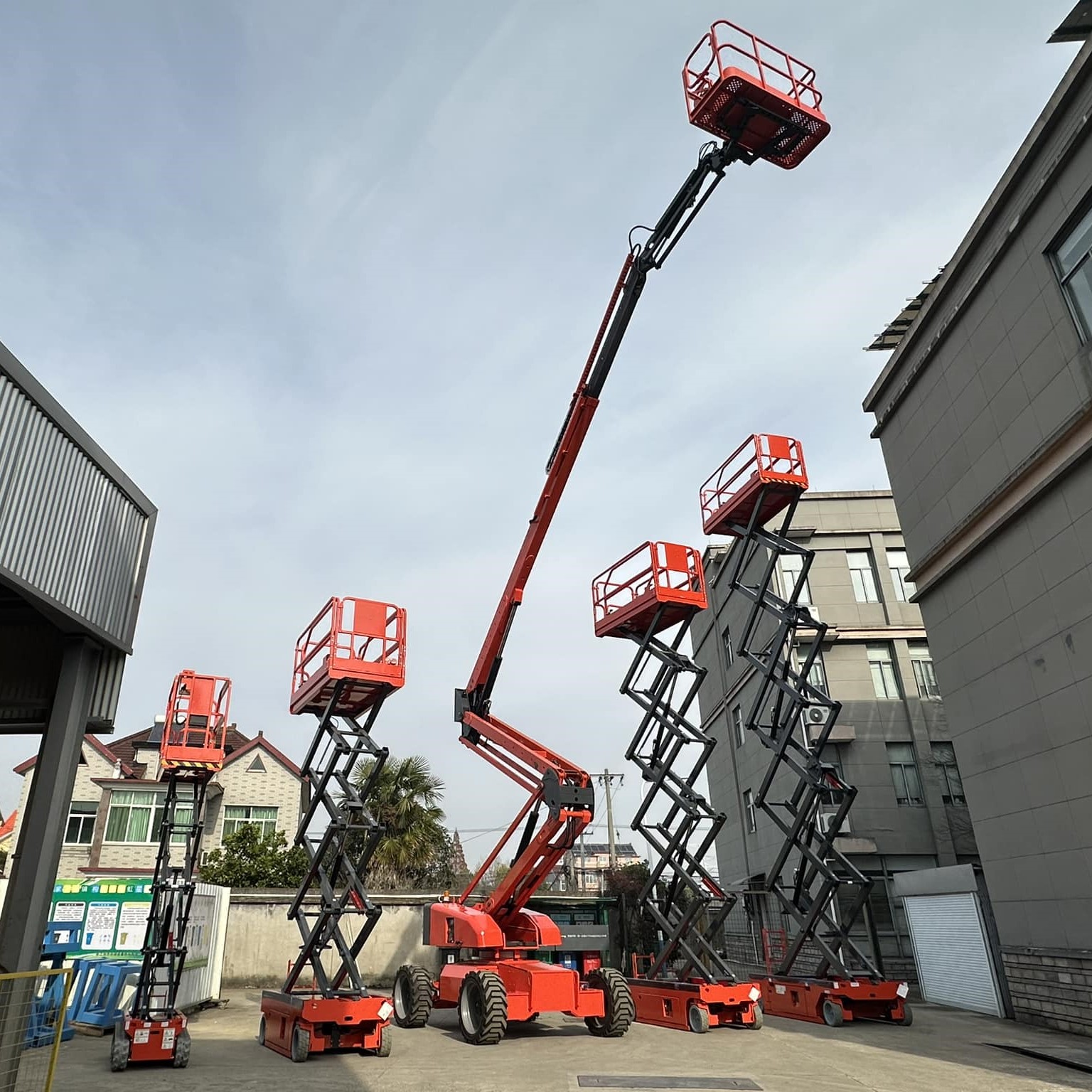 Xe Nâng Người Boomlift  20-22 m Jialift JA20JE